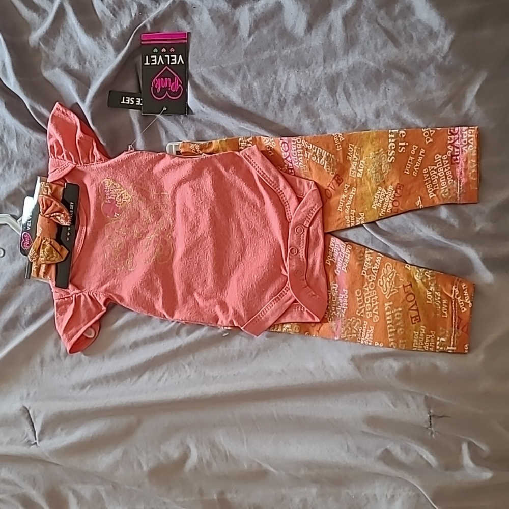 NEW Pink Velvet 3 piece set, Pink & Orange, 3M-6M